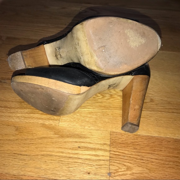 Banana Republic Woven Heels - Picture 4 of 4